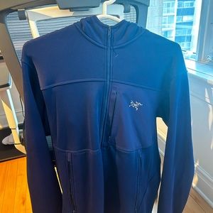 Arc’teryx Fortrez Hoody Men’s L dark blue